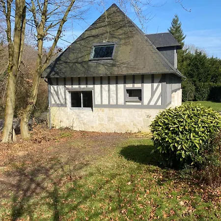 Casa de Férias L'annexe, Maison Classee 3 Etoiles Au Coeur Du Pays D'auge
