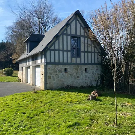 Casa de Férias L'annexe, Maison Classee 3 Etoiles Au Coeur Du Pays D'auge